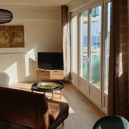 Les Studios Vue Mer Le Matlo Dinard Exterior photo
